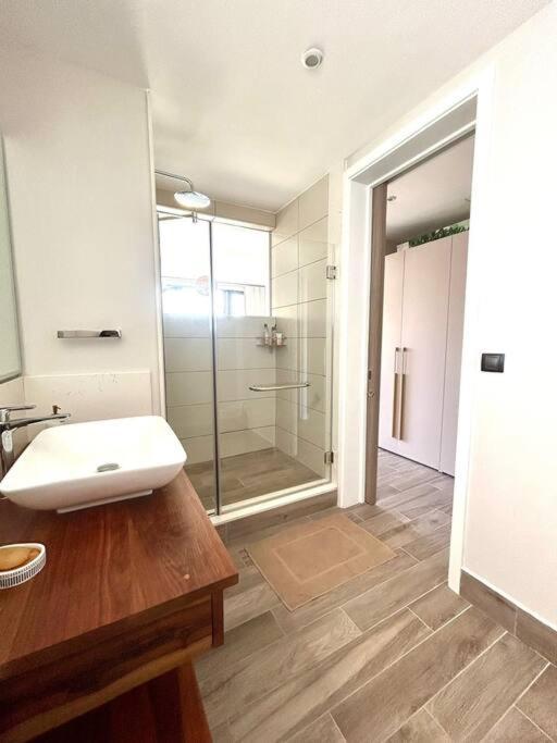 Summer Beachfront Apartment 벨마르 외부 사진