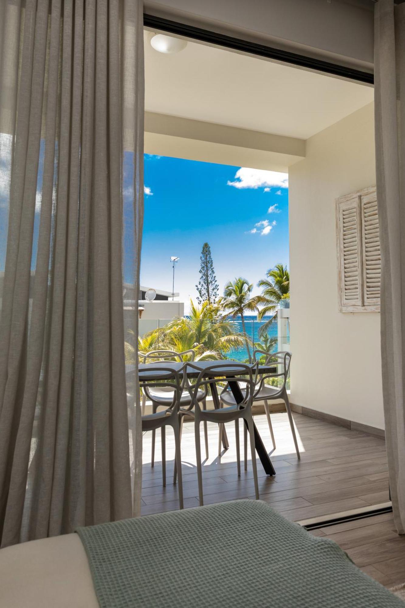 Summer Beachfront Apartment 벨마르 외부 사진